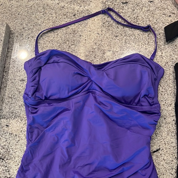 Jantzen One Piece Bathing Suits - Picture 2 of 4